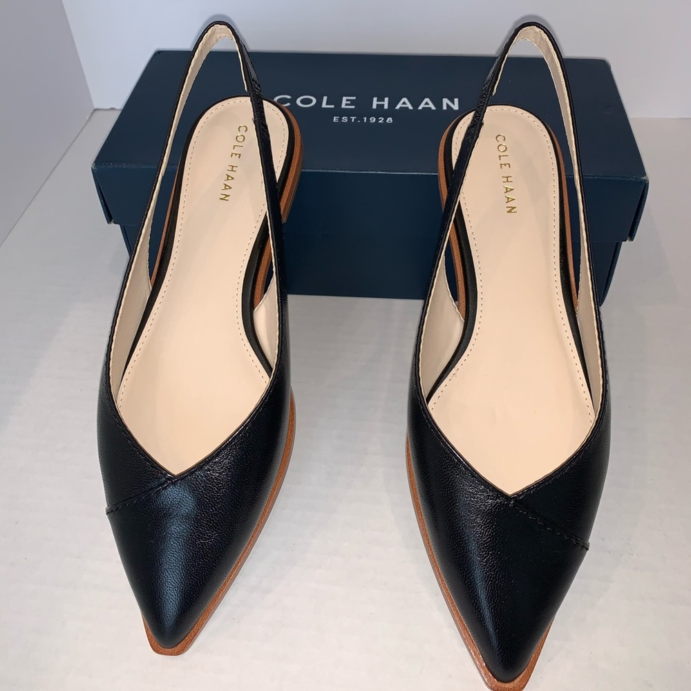 Cole Haan Anora Black Leather Flat shoes